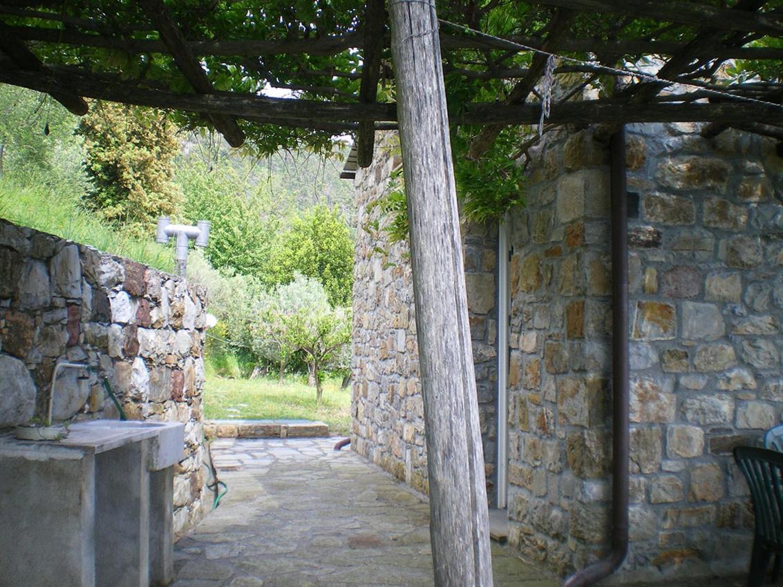 Cottage La Torre Del Pittore Bonassola Exterior foto